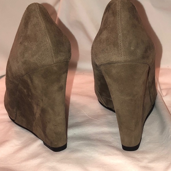 STUART WEITZMAN Wedge Bootie (size 8.5) - Picture 3 of 7